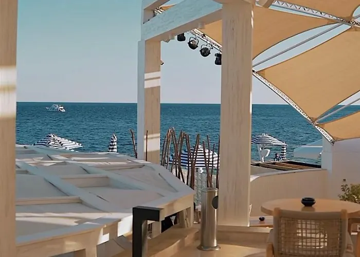 Üdülőközpont Domina Coral Bay Oasis *